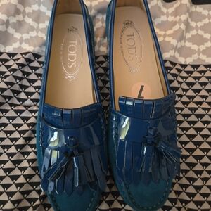 Tod's Elegant Blue Tassel Loafers